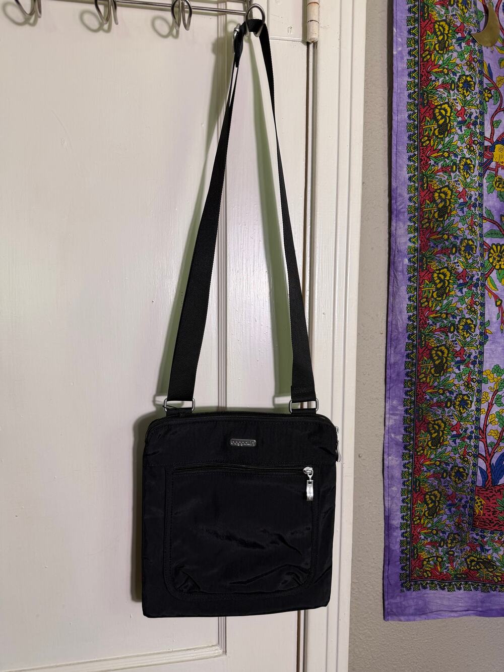 Baggallini Black Crossbody Bag NWT Nylon Travel Purse Organizer Adjustable Strap